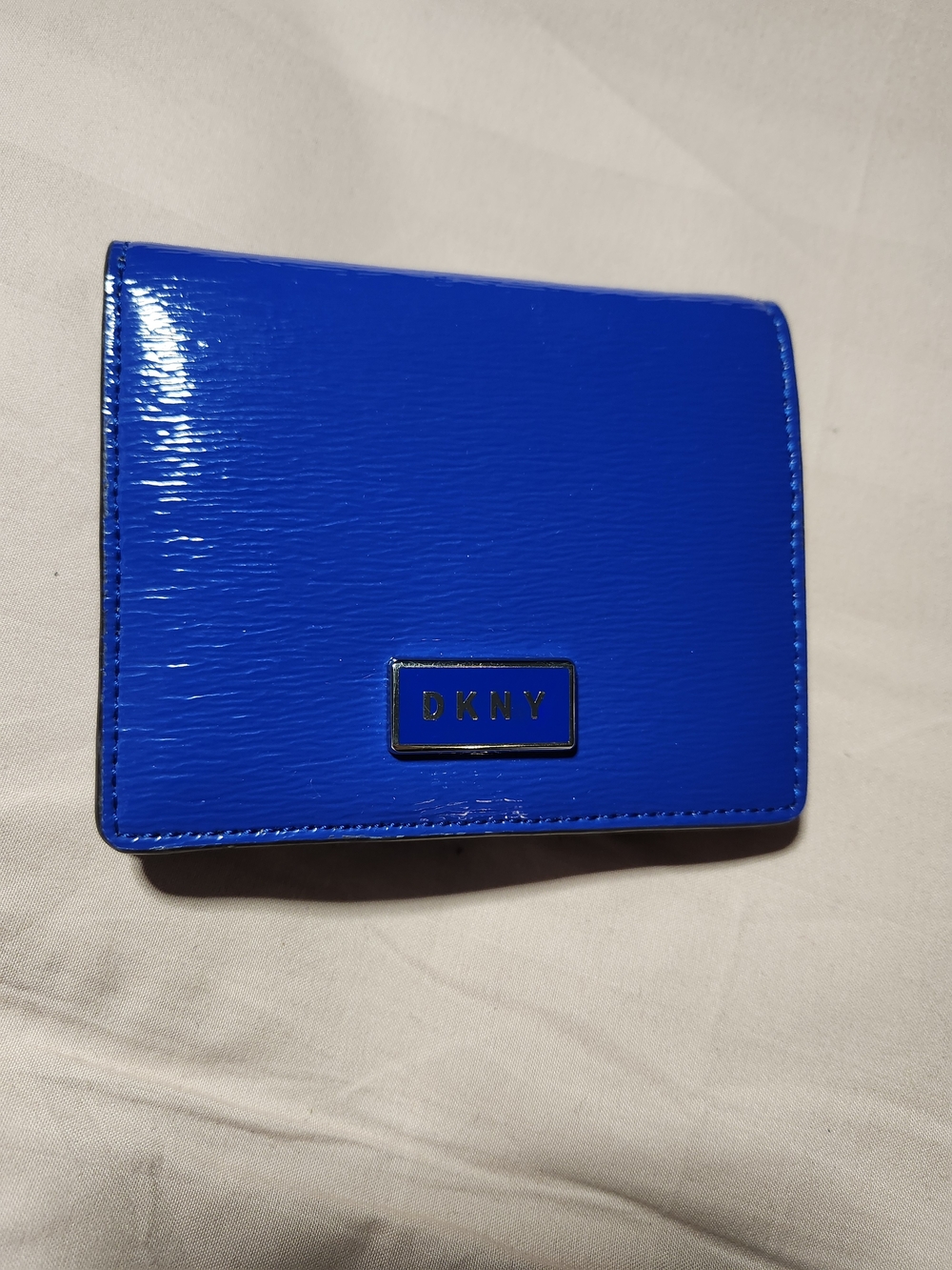DKNY Women's Patent Leather Card Case - Electric Blue